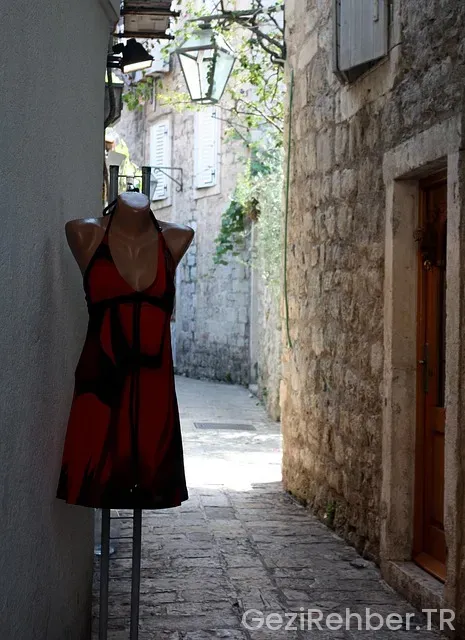 Budva ne yenir