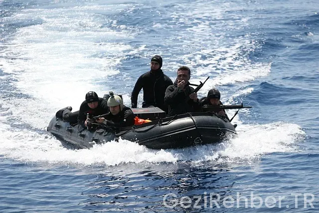 Ege gezi kaynar