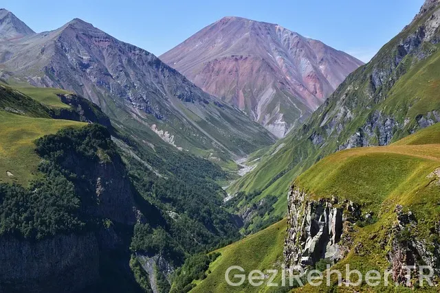 Gürcistan ile türkiye arasındaki saat farkı Gürcistan ile türkiye arasındaki saat farkı