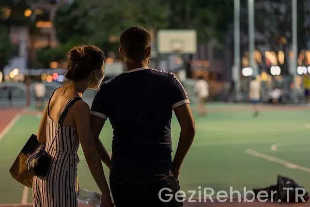 Hong kong türkiye arası saat farkı