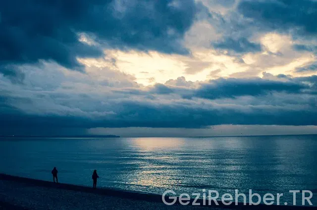 İzlanda ile türkiye arasındaki saat farkı