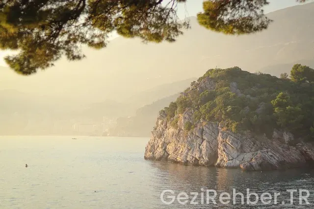 Karadağ türkiye saat farkı