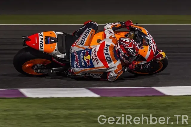 Katar ile türkiye arası saat farkı