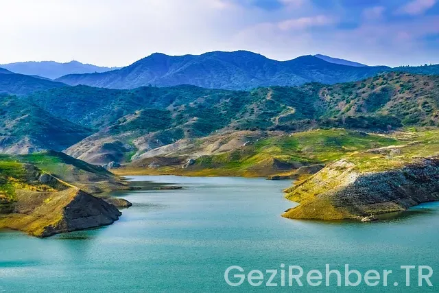 Kıbrıs ile türkiye arasında saat farkı var mı Kıbrıs ile türkiye arasında saat farkı var mı