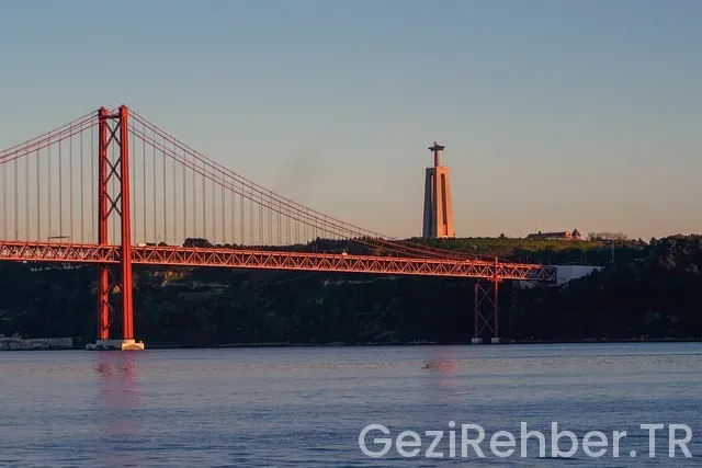 Lizbon dan ne alınır