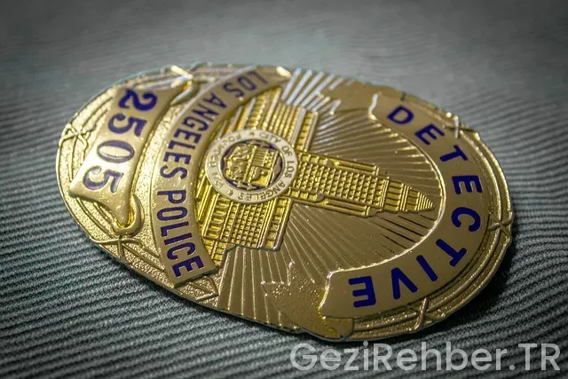 Los angeles ile türkiye saat farkı