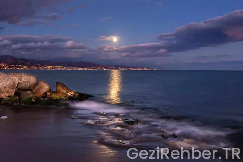 Malaga da nerede kalınır