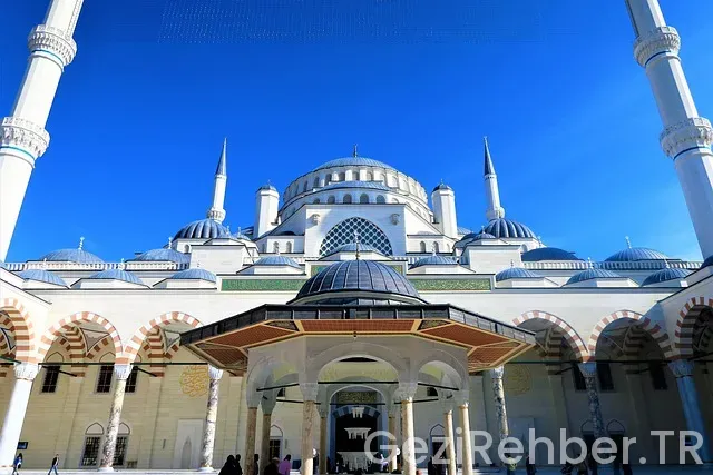 Mersin mugdat cami