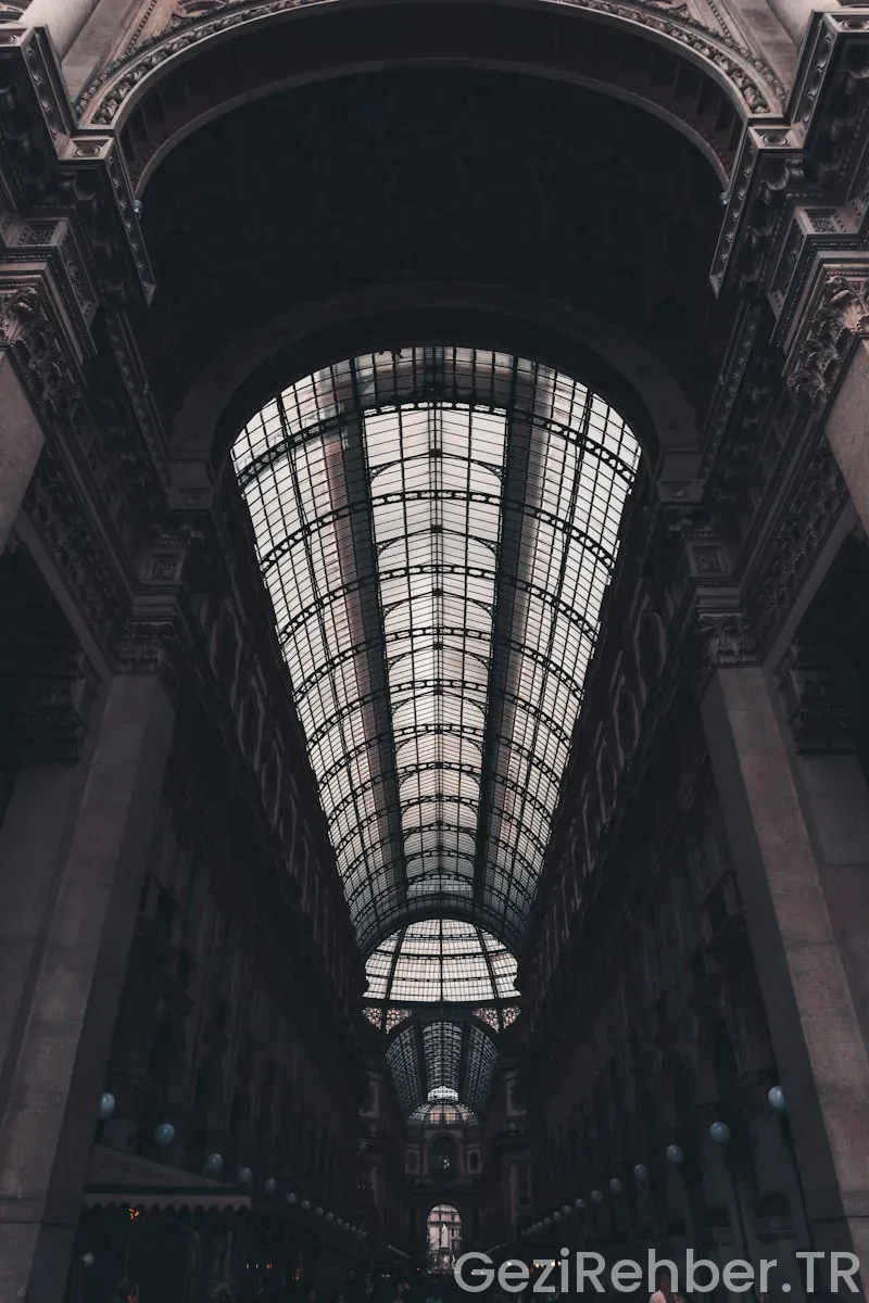 Milano nerede kalınır