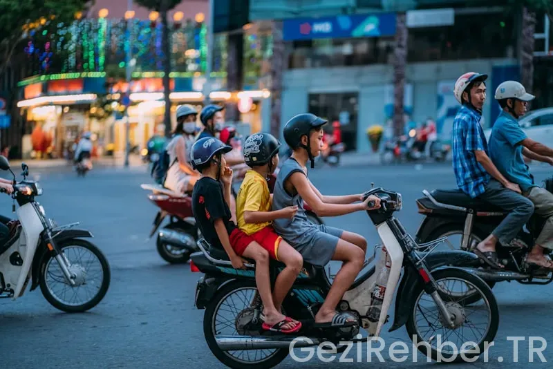 Motor yol hikayeleri