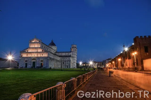 Pisa gezi rehberi