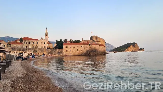 Plomari plajları Plomari plajları