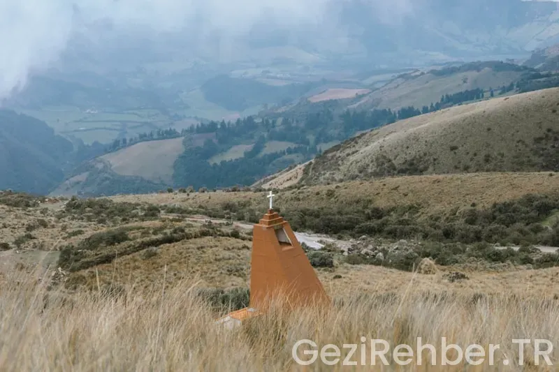 Rotasız seyyah ciltli & yol hikayeleri