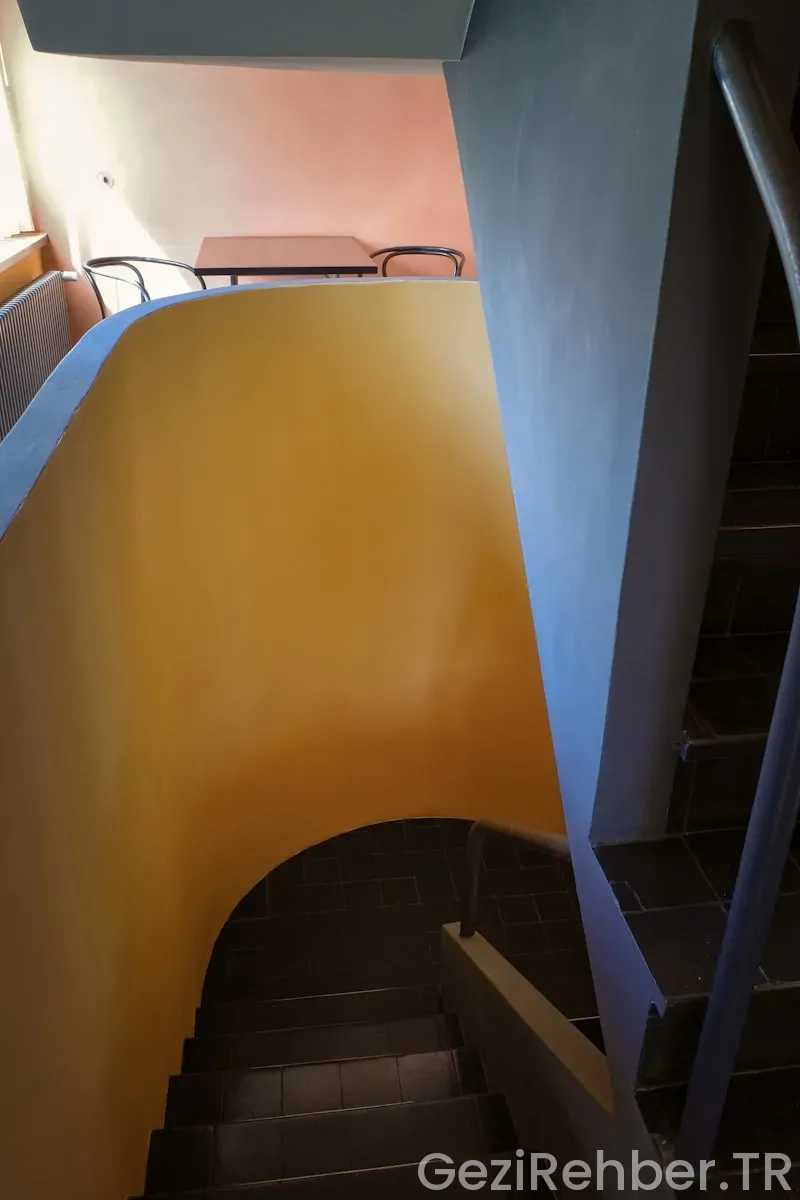 Stuttgart nerede kalınır