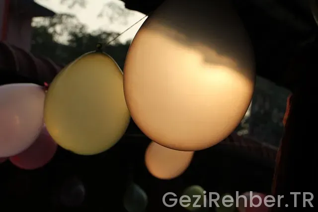 1400 km uçakla kaç saat