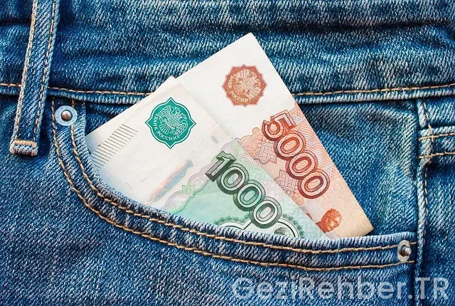 5000 km uçakla kaç saat