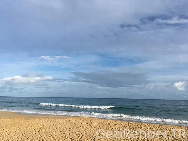 8000 km uçakla kaç saat