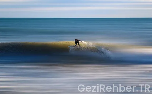 Akdenizde gezinti yapmak için nasıl bir tekne gerekli