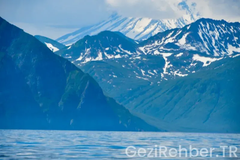 Alaska travel guide