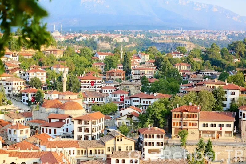 Albania travel guide