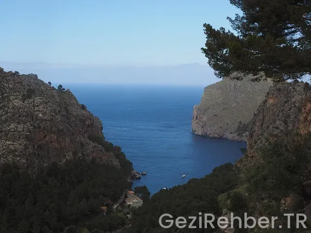 Amerika çin uçakla kaç saat