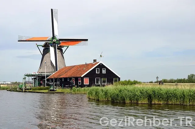 Amsterdam Gezi Rehberi