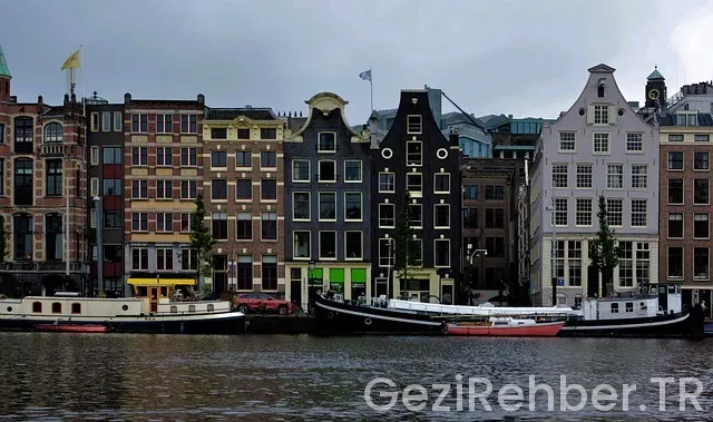 Amsterdam nerede kalınır