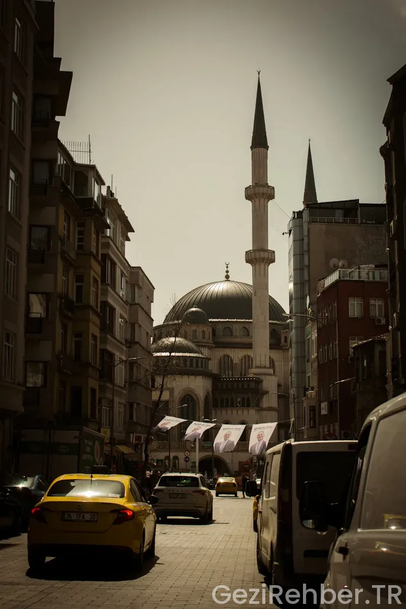 Anadolu'yu geziyorum