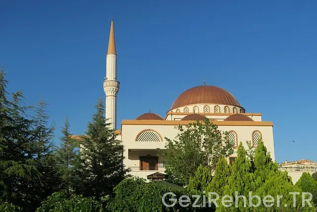 Ankara ordu arası uçakla kaç saat