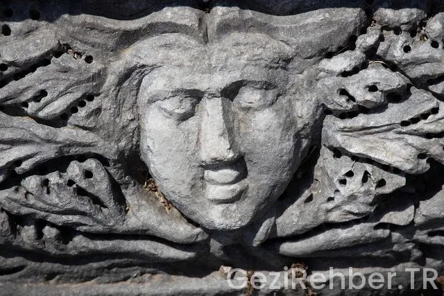 Antalya uçakla kaç saat