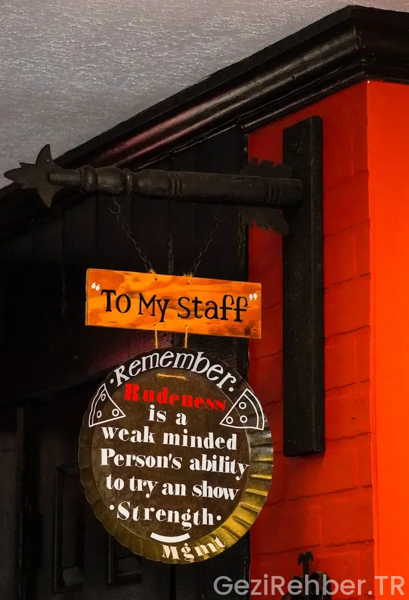 Atina Taverna Tavsiyeleri