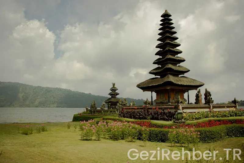 Bali travel guide Bali travel guide