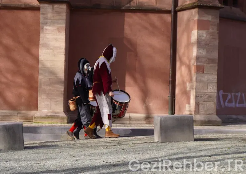 Basel türkiye saat farkı