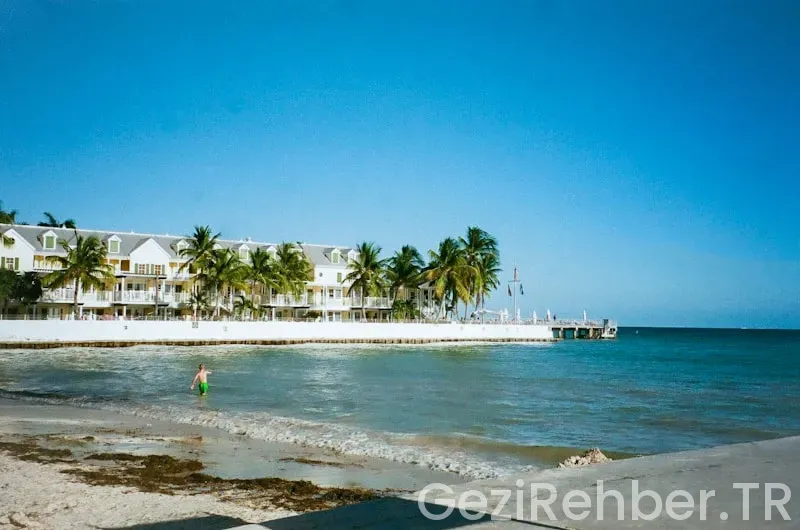 Belize travel guide