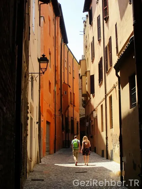 Bologna Gezi Rehberi