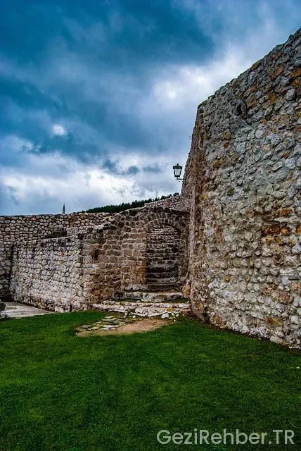 Bosna hersek gezilecek yerler haritası