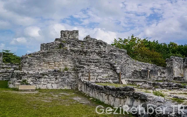 Cancun mexico city arası uçakla kaç saat