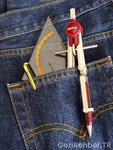 Cetvel in İngilizcesi Nedir