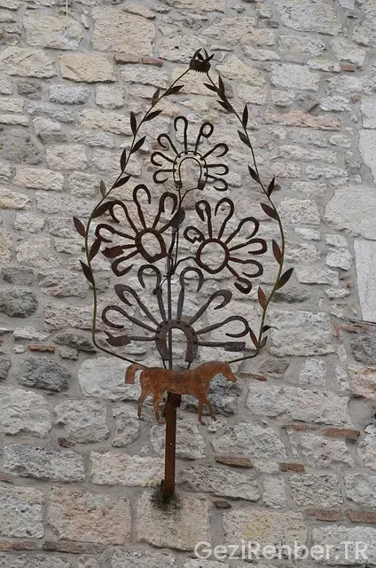 Cidde uçakla kaç saat sürüyor