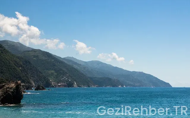 Cinque terre nerede kalınır