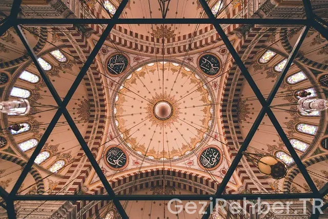 Çok gezenti istanbul