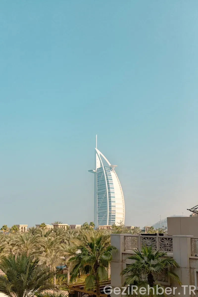 Dubai travel guide