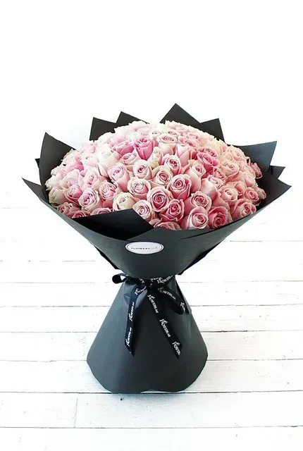 Dubai uçakla kaç saat