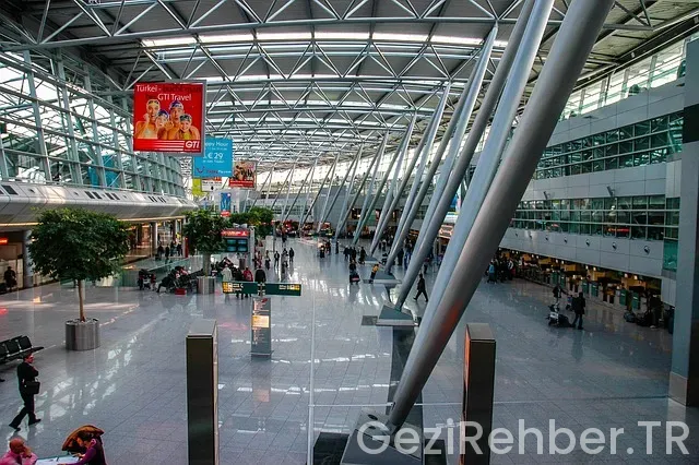 Düsseldorf Gezi Rehberi​