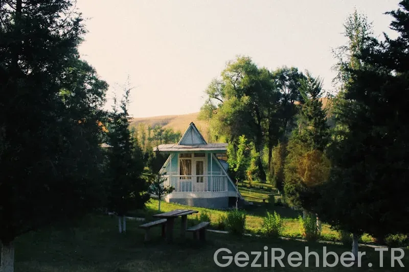 Ege Bölgesinde Tatil Yapılacak Az Bilinen Köyler Ege Bölgesinde Tatil Yapılacak Az Bilinen Köyler