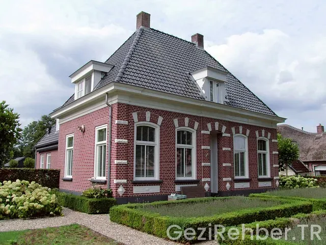 Giethoorn Hobbit Köyü