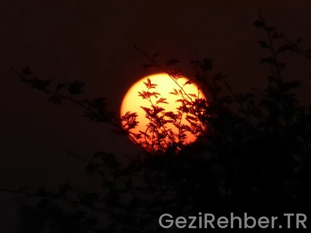 Girne de nerede kalınır