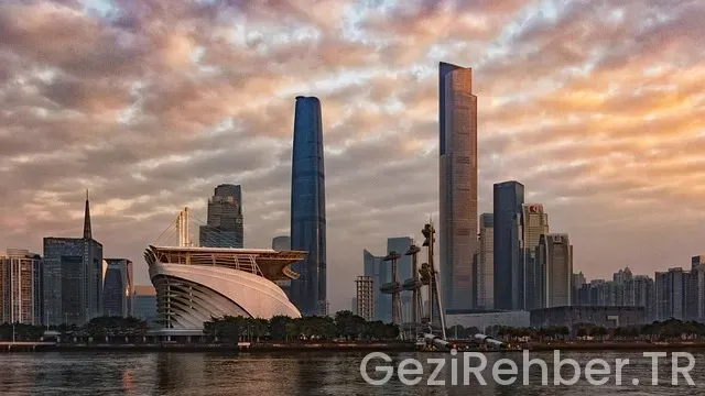 Guangzhou uçakla kaç saat