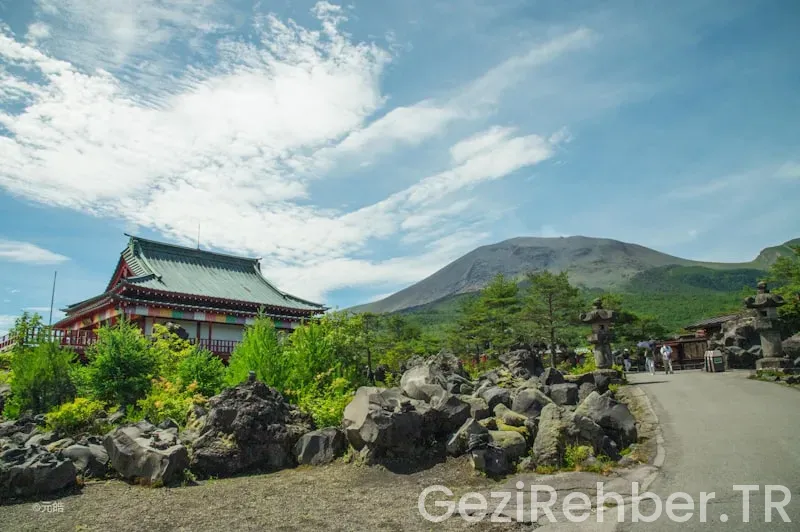 Hakone travel guide