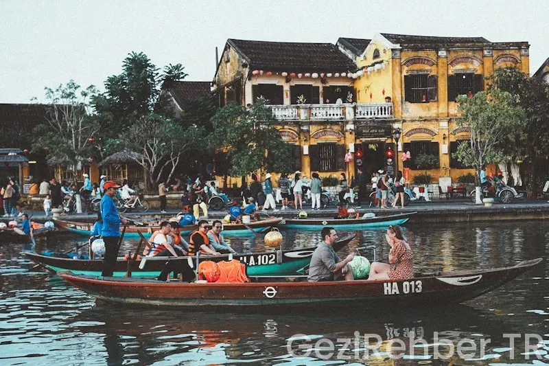 Hanoi travel guide